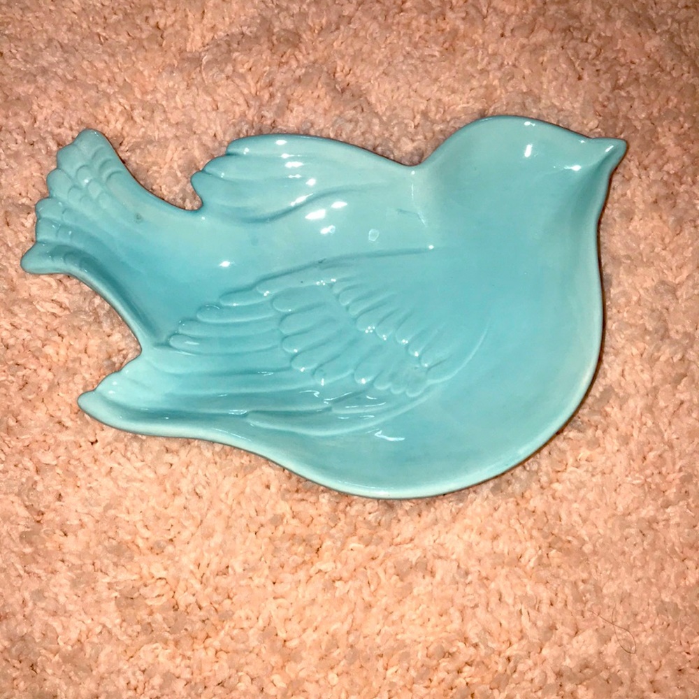 NWT Magenta blue bird dish